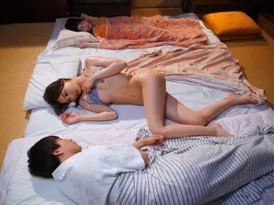 Nghi ngờ vợ yêu cắm sừng, Anh xã lén lắp camera và chứng kiến tất cả